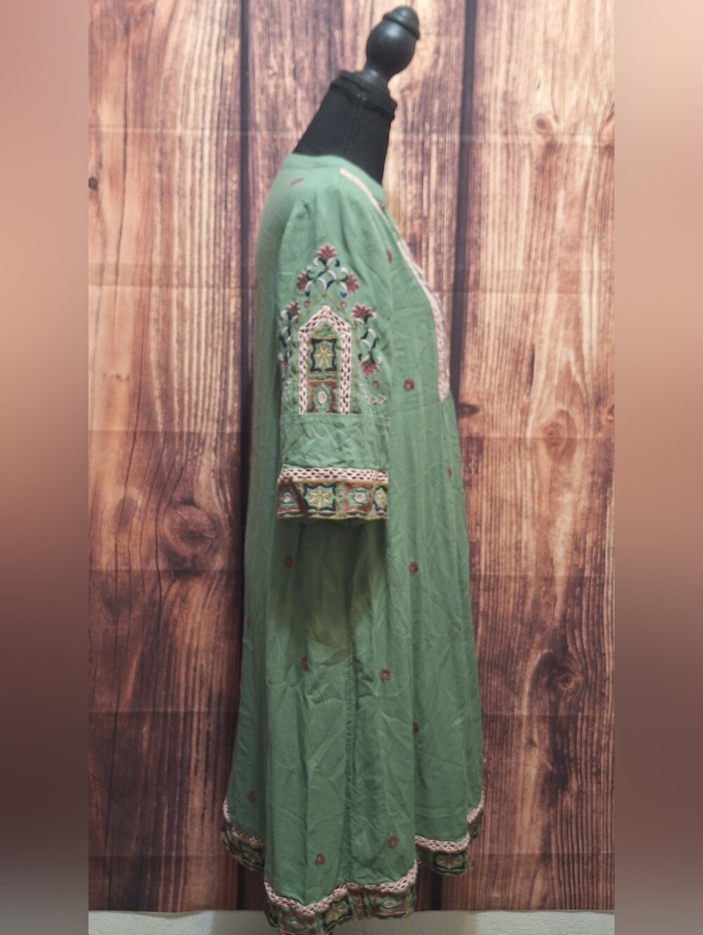 Sundance Sage Green Embroidered Boho Midi Dress Size Medium - Picture 4 of 8